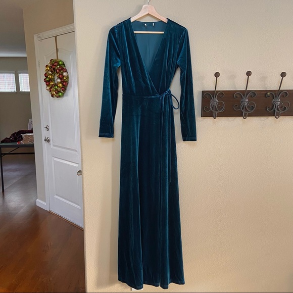 🆕 Teal Blue Longsleeve Velvet Wrap Maxi Dress 🌿 - Picture 4 of 12